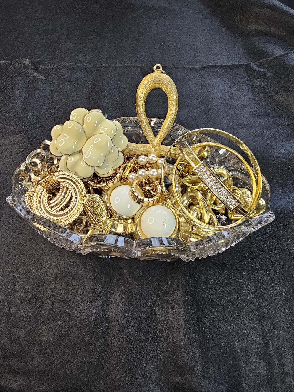 Gold-Tone Mixed Fashion Jewelry Lot